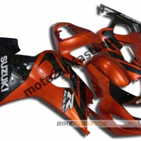 Комплект пластика Suzuki GSXR600-750 04-05 Черно-оранжевый.