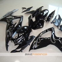Комплекты пластика Suzuki GSXR600-750 06-07 Черный с белым огнем.
