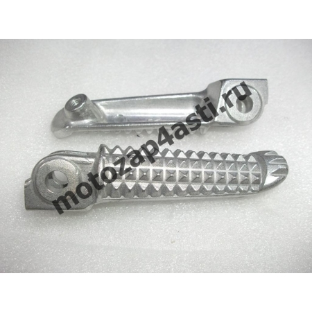 Передние подножки Yamaha  R1 00-06, R6 03-06
