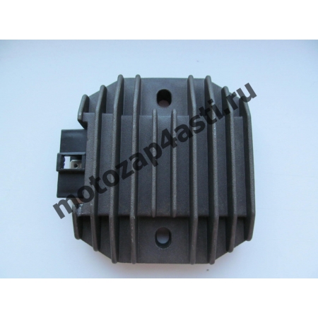 Реле зарядки Yamaha R1 98-01, TDM850 96-01, YZF600 97-05, R6 99-02, XVS400, DS400 00-04, TMAX 500.      