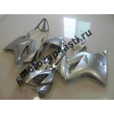 Комплект мотопластика Honda VFR800 02-12  Серебристый.
