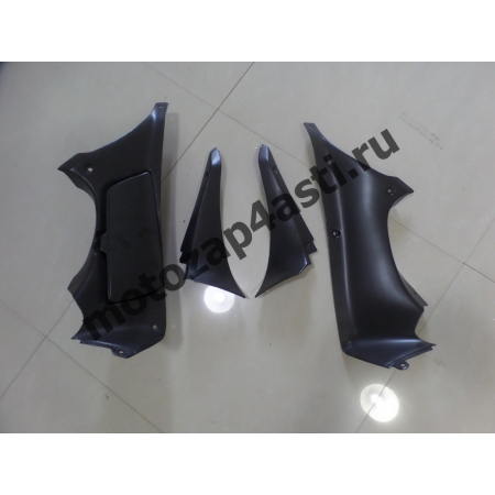 Внутренний пластик SUZUKI RF400-600